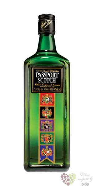Passport blended Scotch whisky 40% vol.   0.70 l