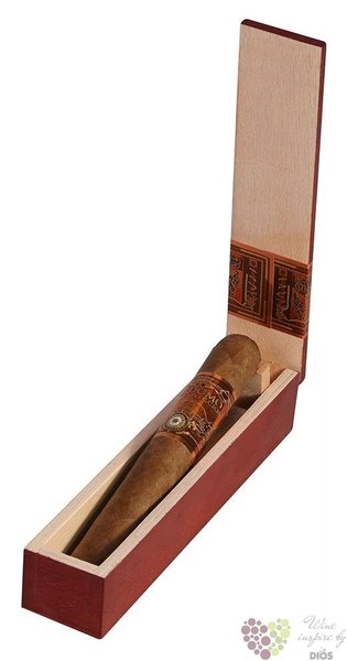 Perdomo ESV Imperio „ Coffin Gift Set Sun Grown ” Nicaraguan cigars