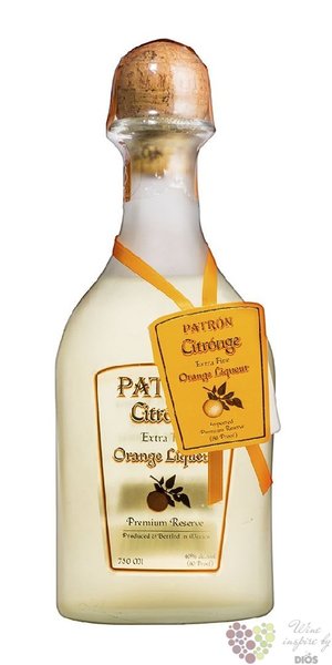 Patron  Citronge  citrus flavored mexican tequila liqueur 40% vol.   0.70 l