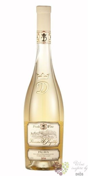 Pálava „ Fresh ” 2019 pozdní sběr vinařství U Kapličky  0.75 l