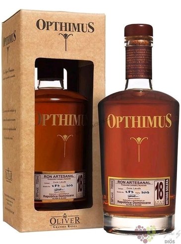Opthimus 2018 „ Cum Laude ” aged 18 years Dominican rum 38% vol.  0.70 l