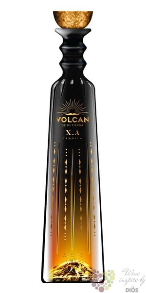 Volcan de mi Tierra  X.A.  Mexican tequila 40% vol.  0.70 l
