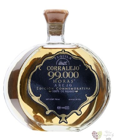 Corralejo „ Conmemorativa ed. 99000 Horas ” unique Mexican aňejo tequila 38% vol.  0.70 l