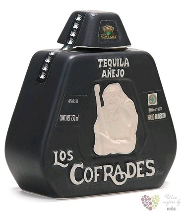 la Cofradia aňejo „ edition los Cofrades ” 100% of Blue agave Mexican tequila 38% vol.  0.70 l